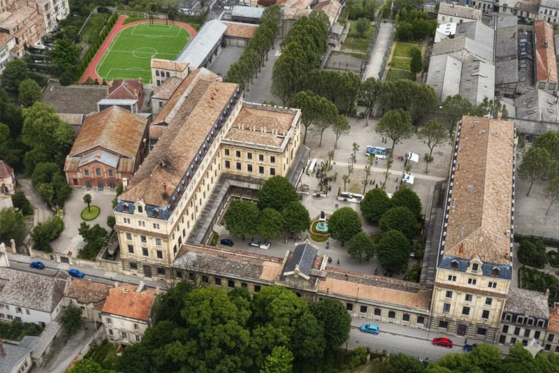 Saint-Genès La Salle - Cérémonie dans la salle historique