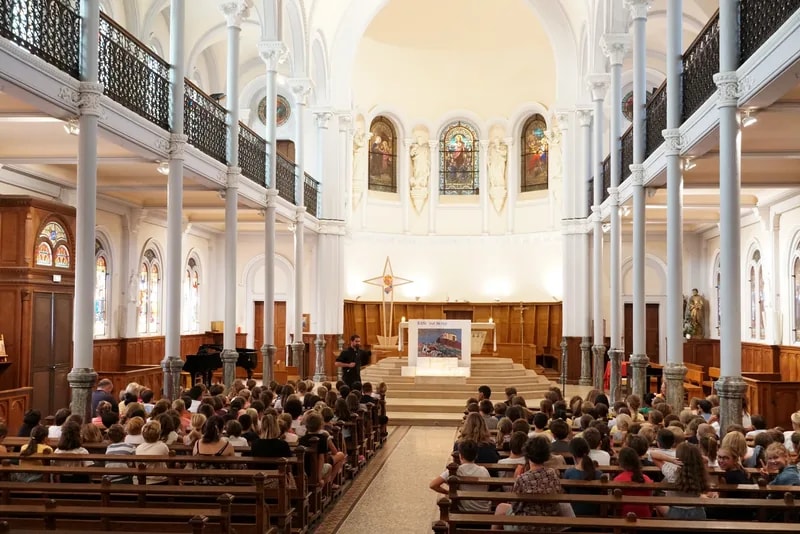 Saint-Genès La Salle - Cour principale du campus