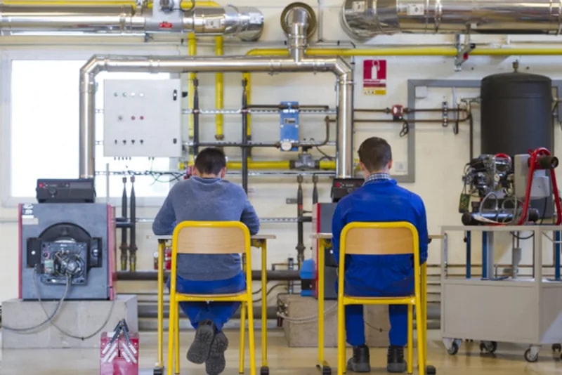 Lycée Philadelphe de Gerde - Atelier systèmes énergétiques